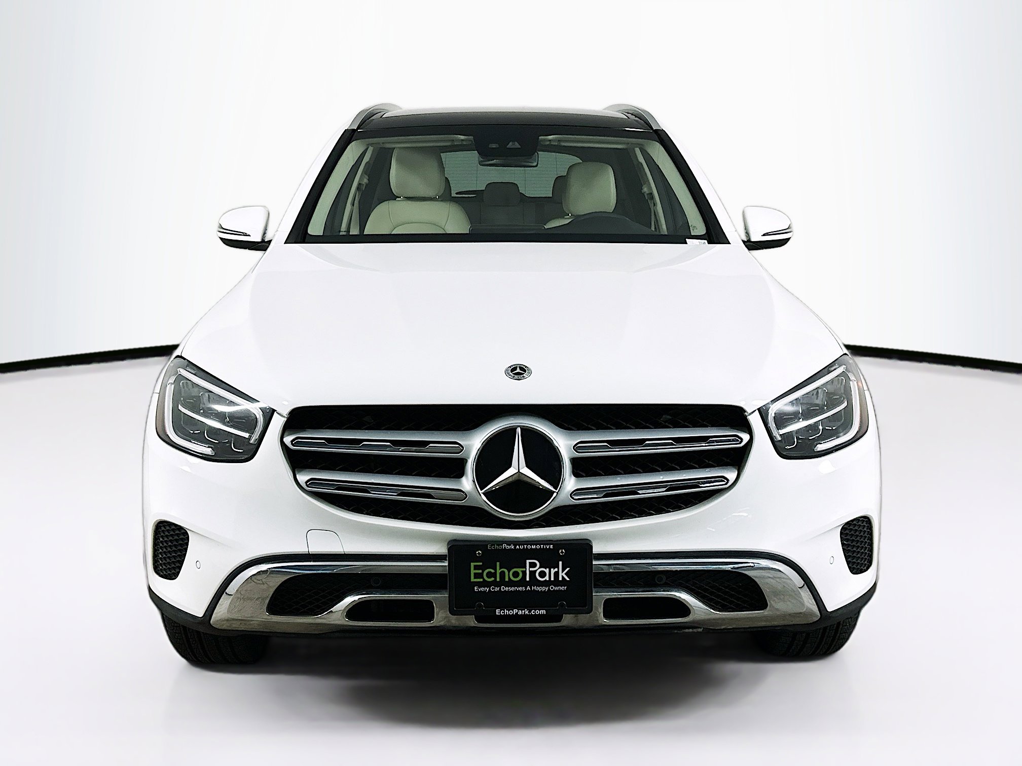 Used 2022 Mercedes-Benz GLC 300 4MATIC w/ Premium Package Lite image 2