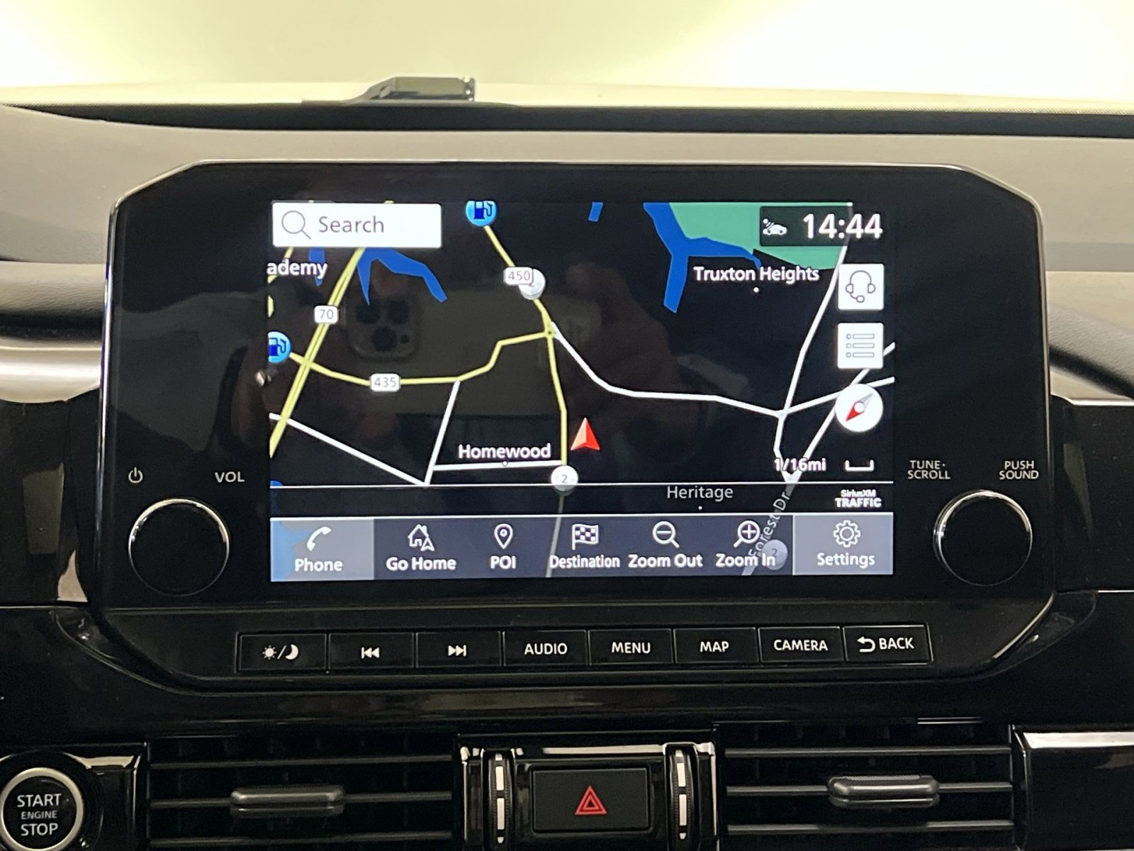 Used 2023 Nissan Pathfinder Platinum image 18