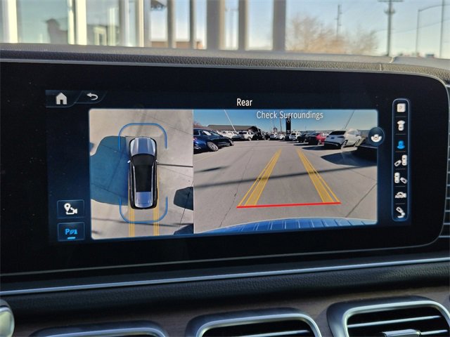 Used 2024 Mercedes-Benz GLS 580 4MATIC image 27