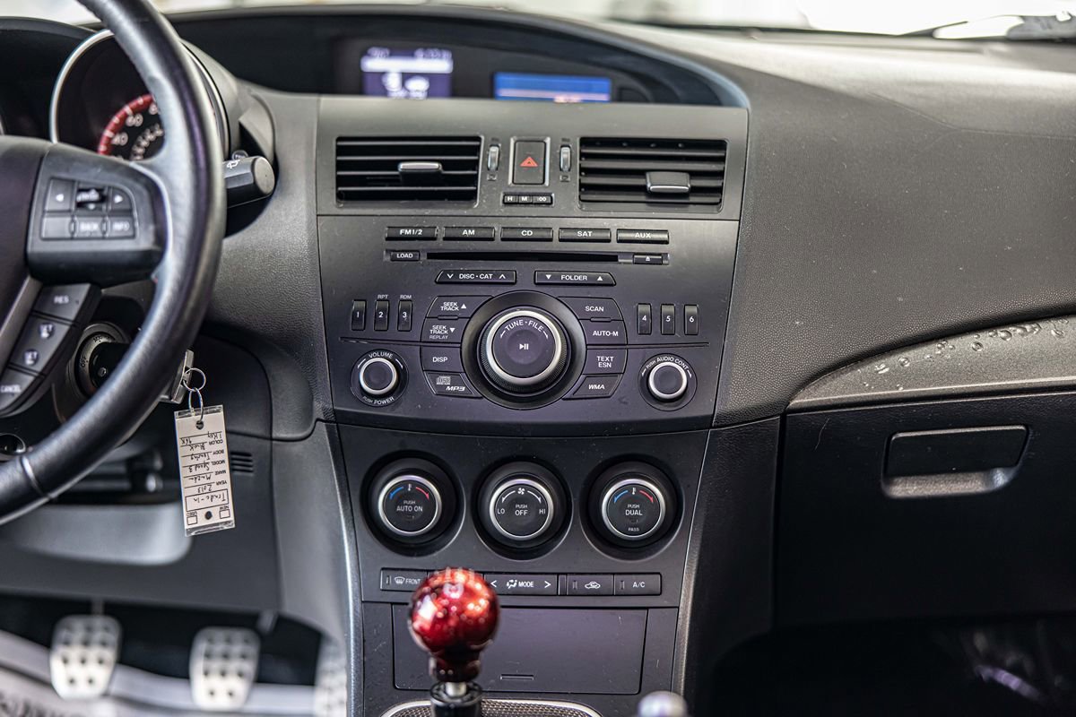 Used 2013 MAZDA MAZDA3 Touring FWD image 35
