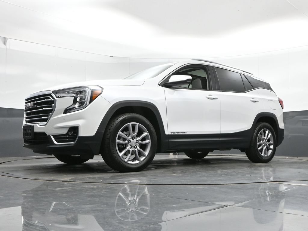 Used 2024 GMC Terrain SLT w/ Infotainment Package II AWD/4WD image 44