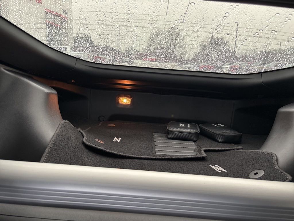 Used 2024 Nissan Z Sport w/ Floor Mat Package image 25