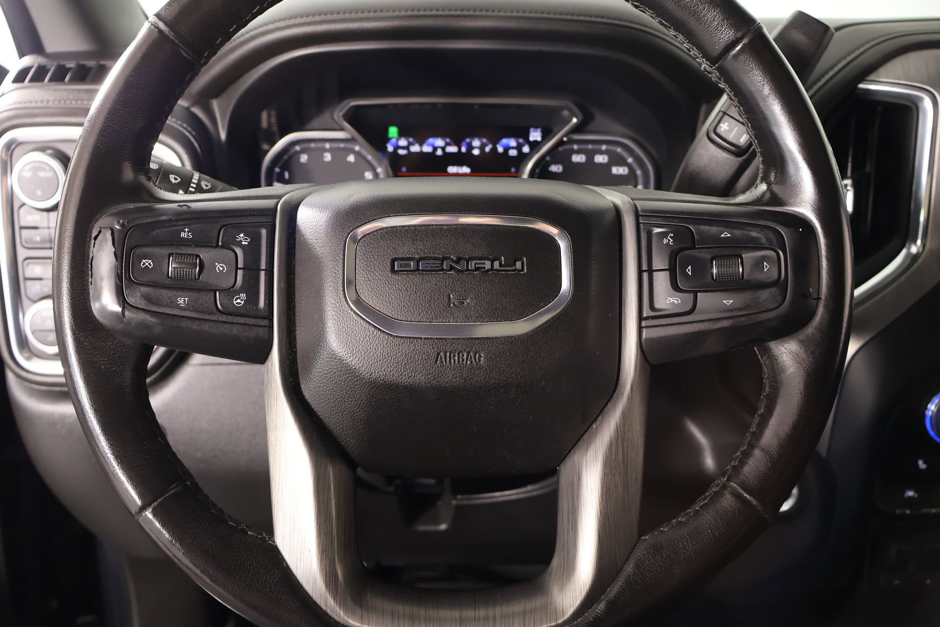 Used 2020 GMC Sierra 1500 Denali w/ Denali Ultimate Package image 3