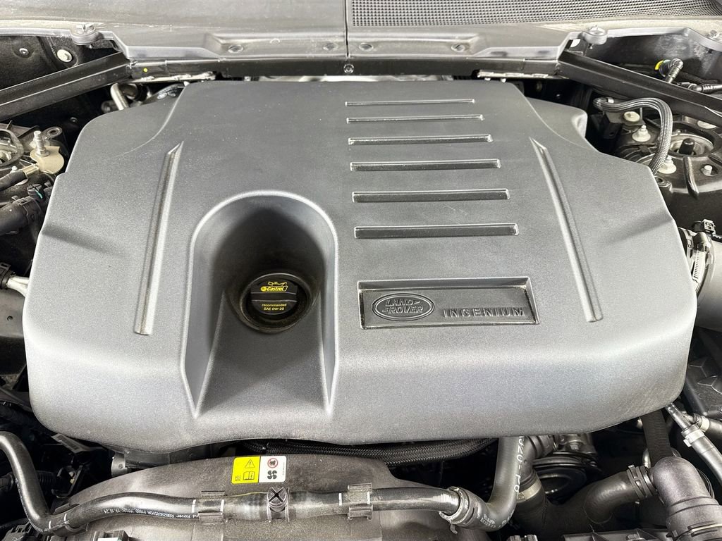 Used 2025 Land Rover Defender 110 X-Dynamic SE image 25