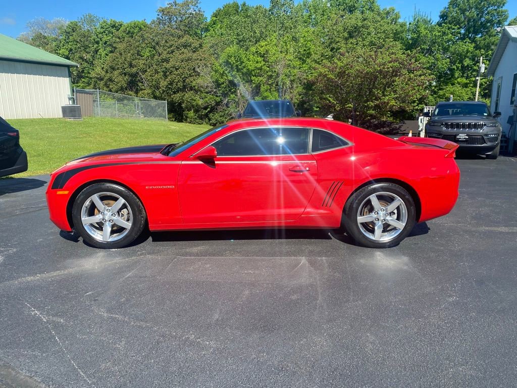 Used 2013 Chevrolet Camaro LT w/ Rear Vision Package RWD image 8