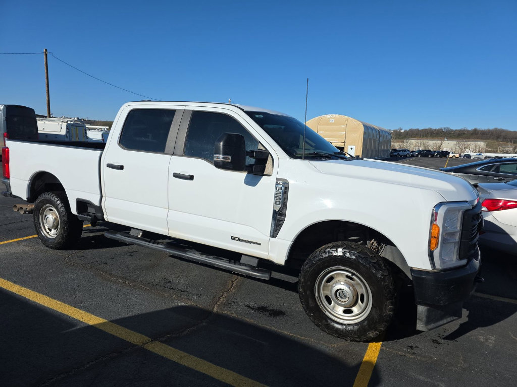 Used 2023 Ford F250 XL AWD/4WD image 7