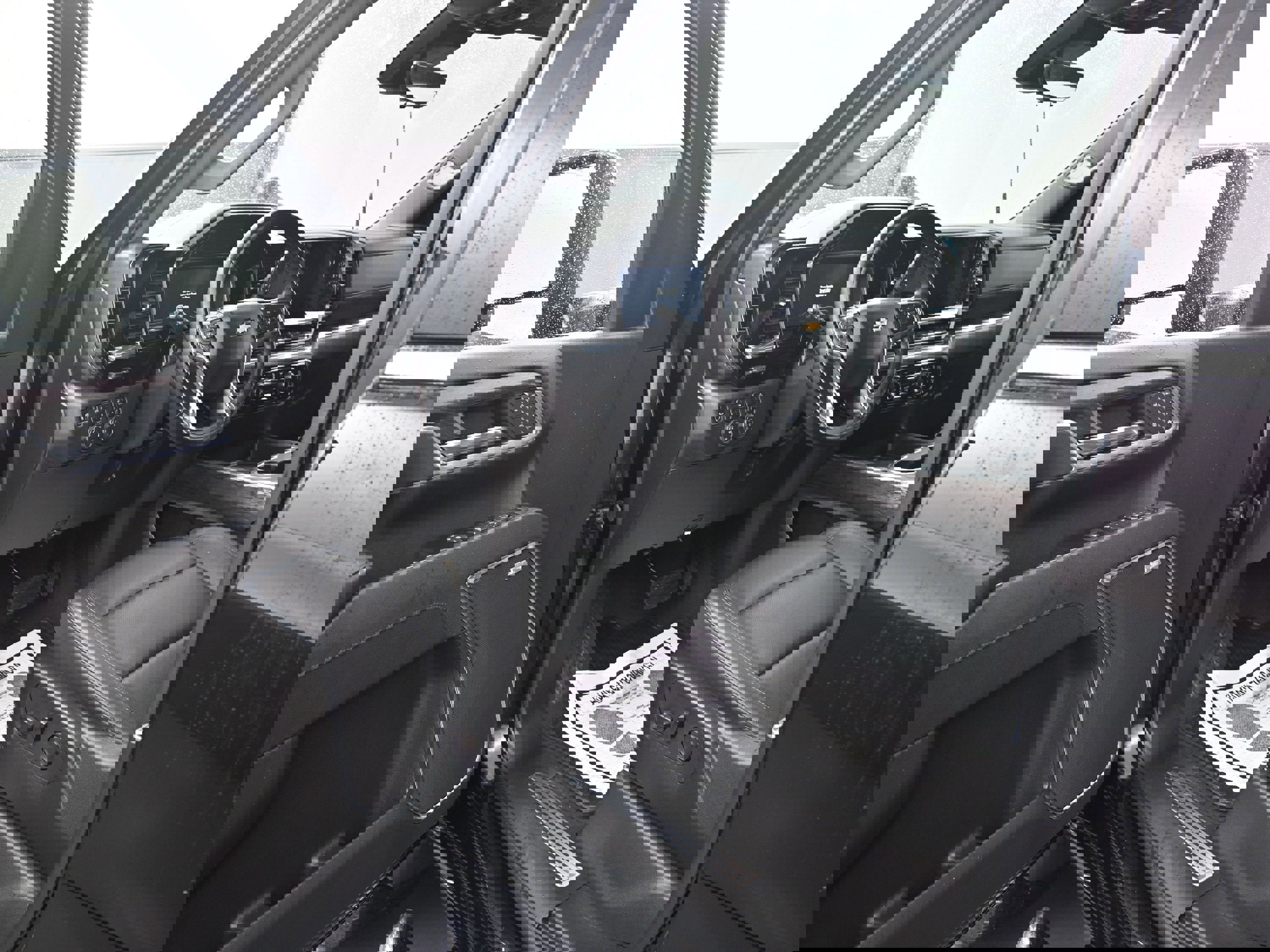 Certified 2025 Chevrolet Silverado 2500 LTZ w/ LTZ Convenience Package image 9