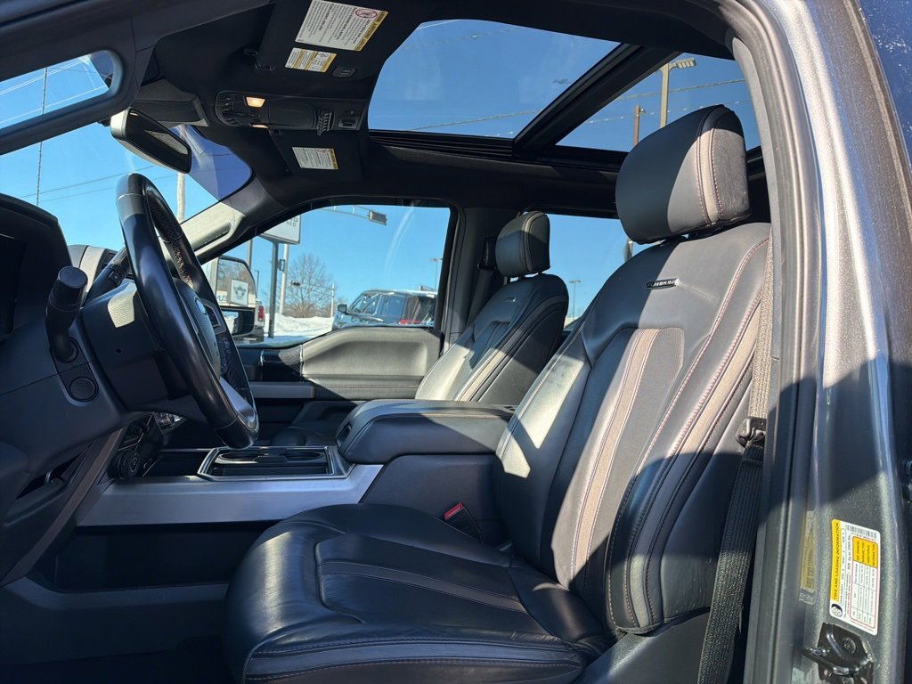 Used 2022 Ford F250 Platinum image 9