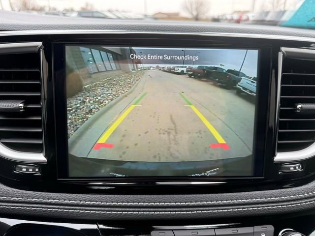 New 2026 Chrysler Pacifica Select w/ S Appearance Package AWD/4WD image 23