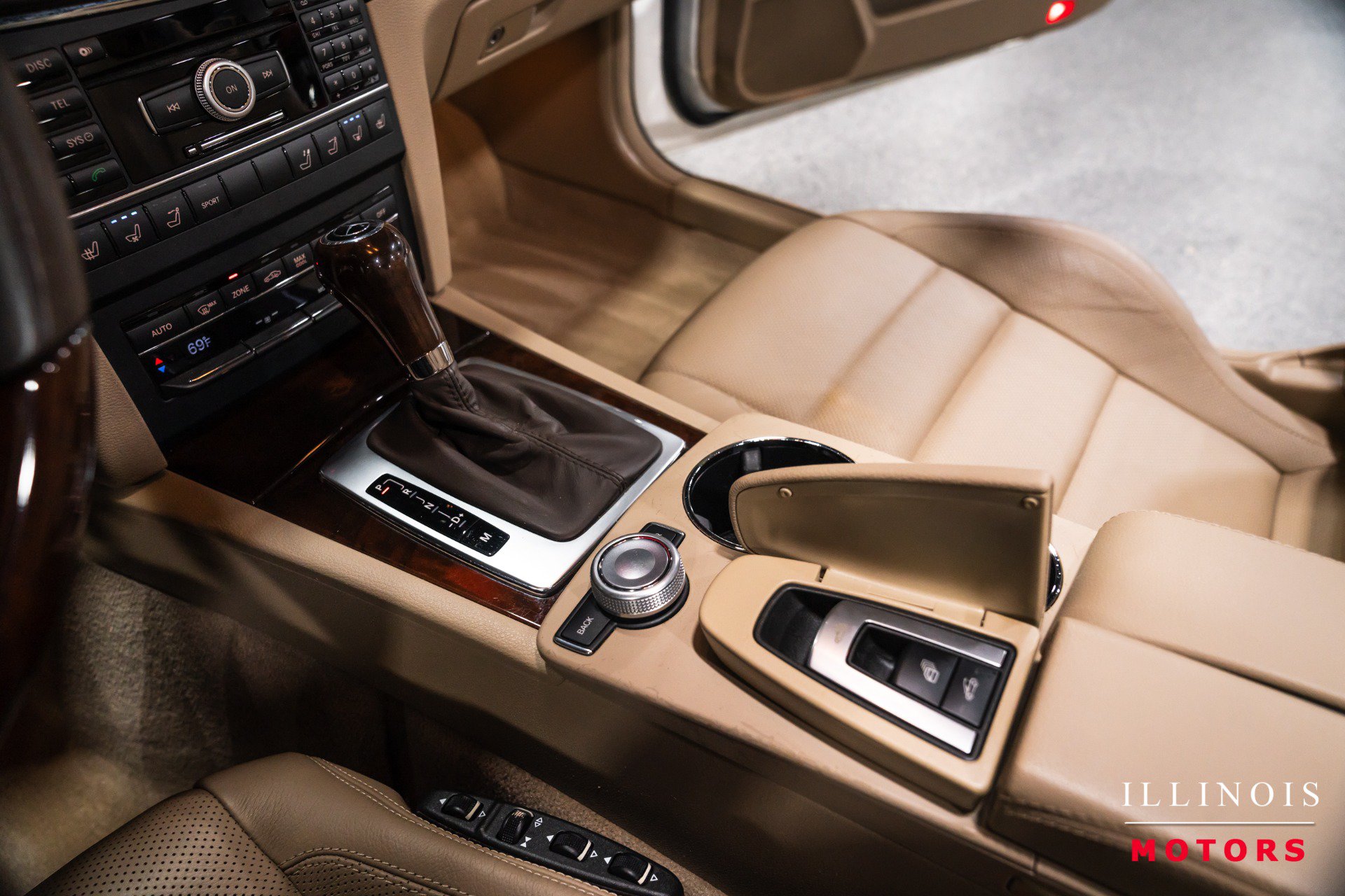 Used 2011 Mercedes-Benz E 550 Cabriolet image 27