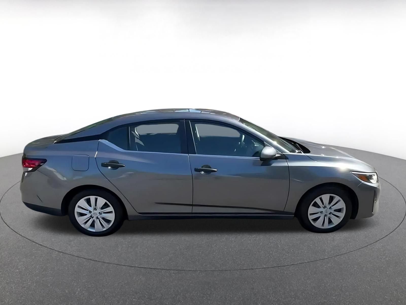 Used 2025 Nissan Sentra S FWD image 15