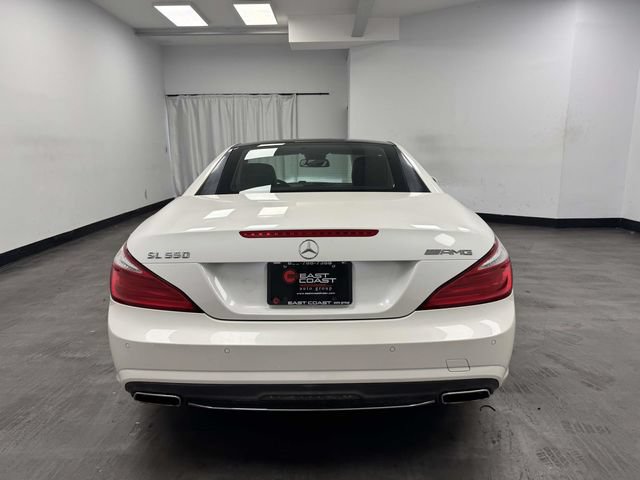 Used 2016 Mercedes-Benz SL 550 w/ Driver Assistance Package image 8
