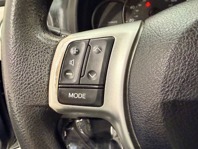 Used 2013 Toyota Yaris LE image 28