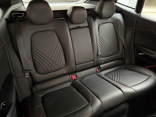 Used 2023 Aston Martin DBX image 19