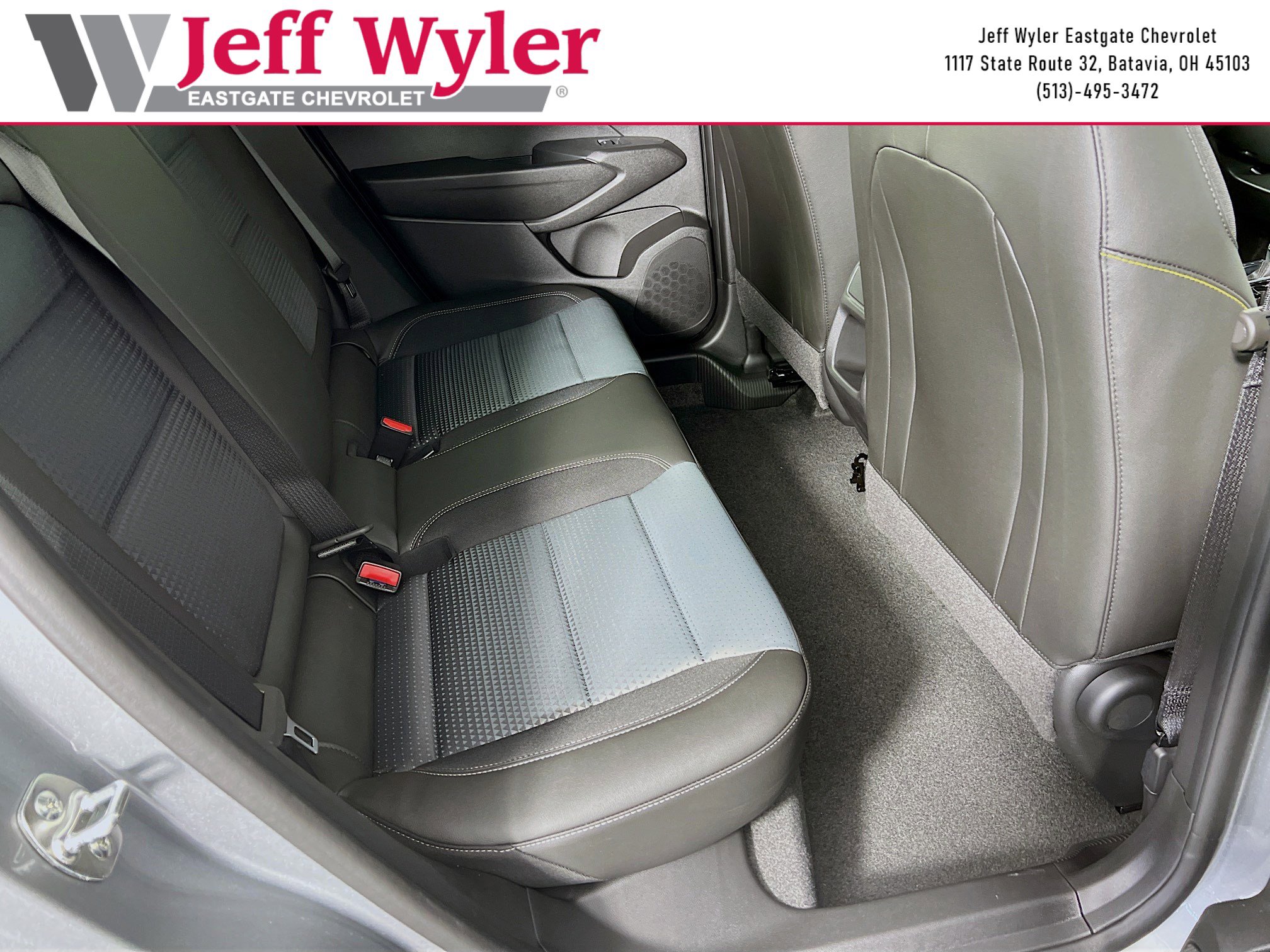 New 2026 Chevrolet Trax LT w/ LT Convenience Package FWD image 23
