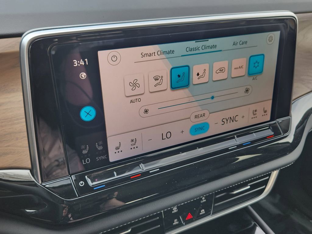 New 2026 Volkswagen Atlas SE image 9