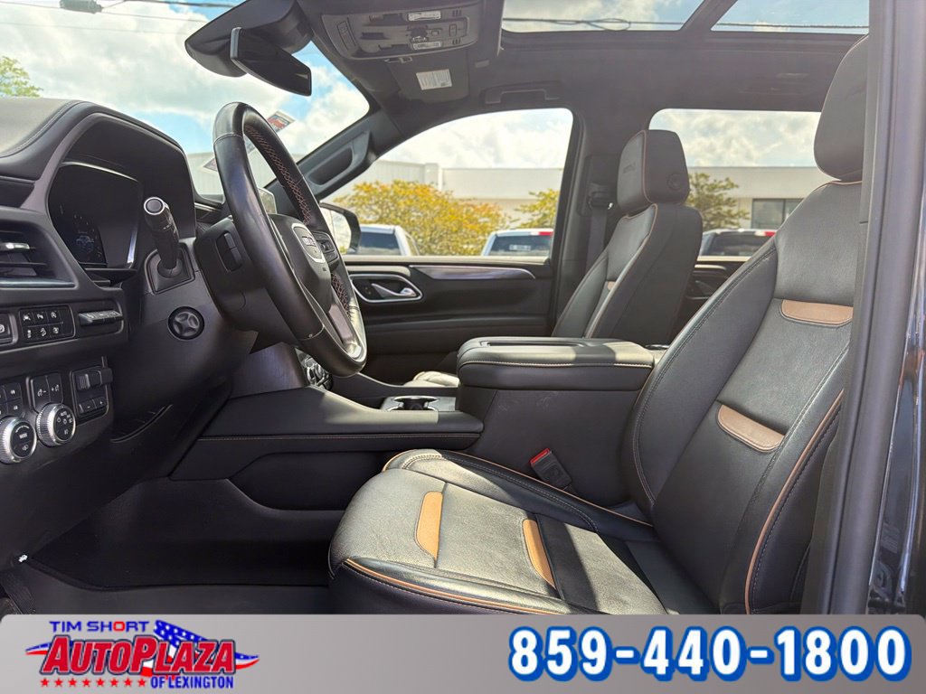 Used 2024 GMC Yukon XL AT4 w/ AT4 Premium Plus Package AWD/4WD image 32