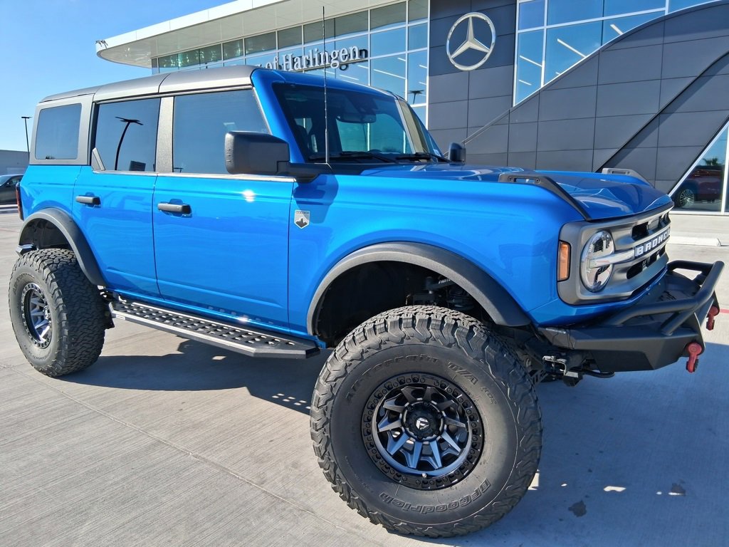 Used 2023 Ford Bronco Big Bend image 1