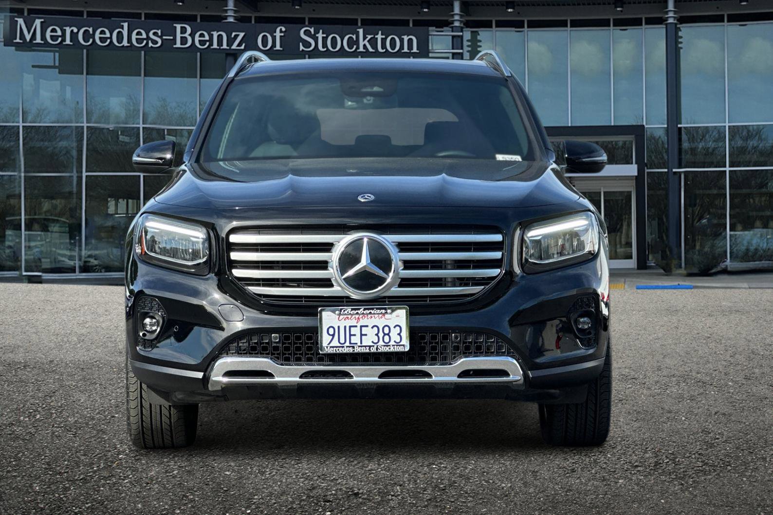 Certified 2025 Mercedes-Benz GLB 250 4MATIC image 9