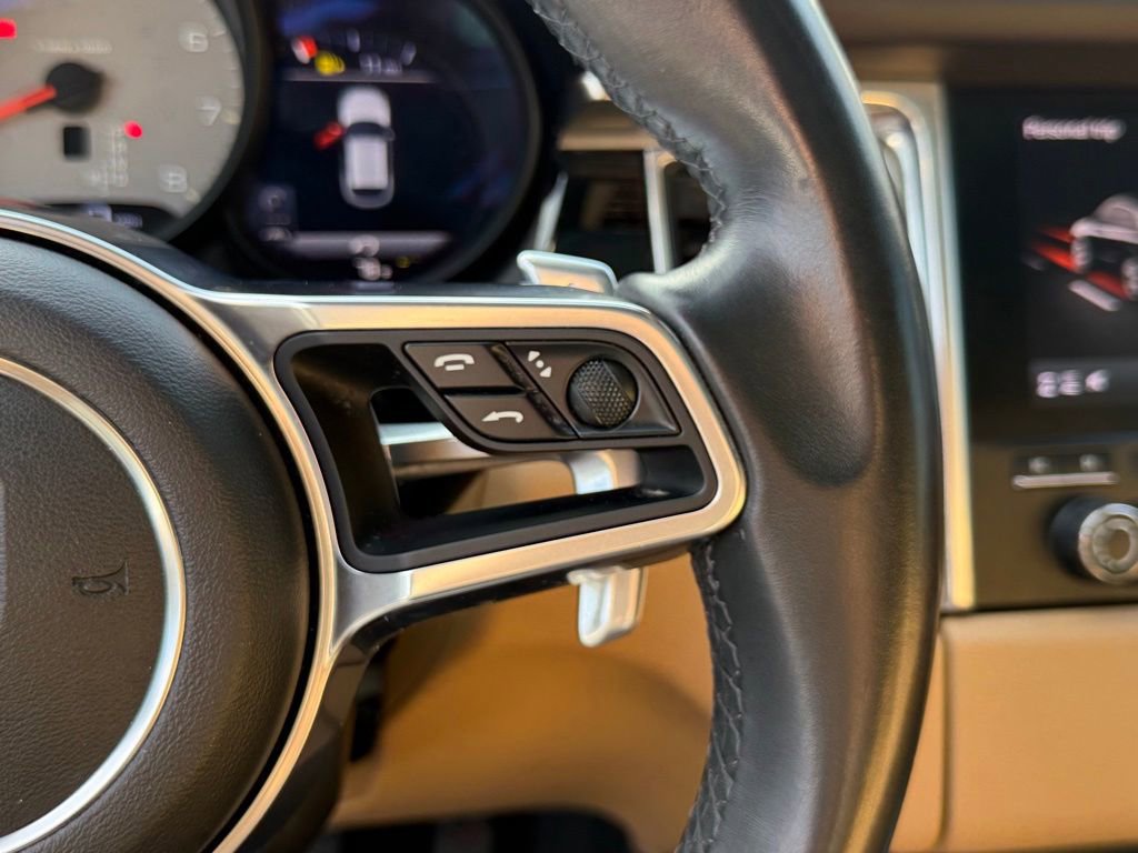 Used 2018 Porsche Macan S w/ Premium Package Plus image 19