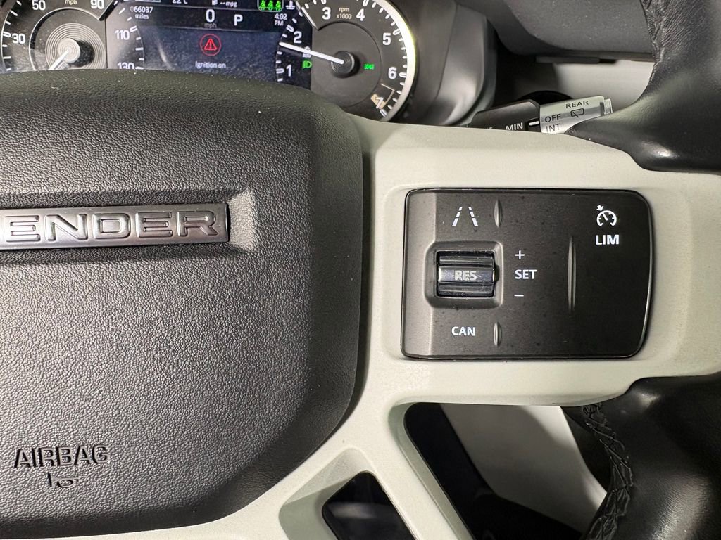 Used 2022 Land Rover Defender 110 AWD/4WD image 18