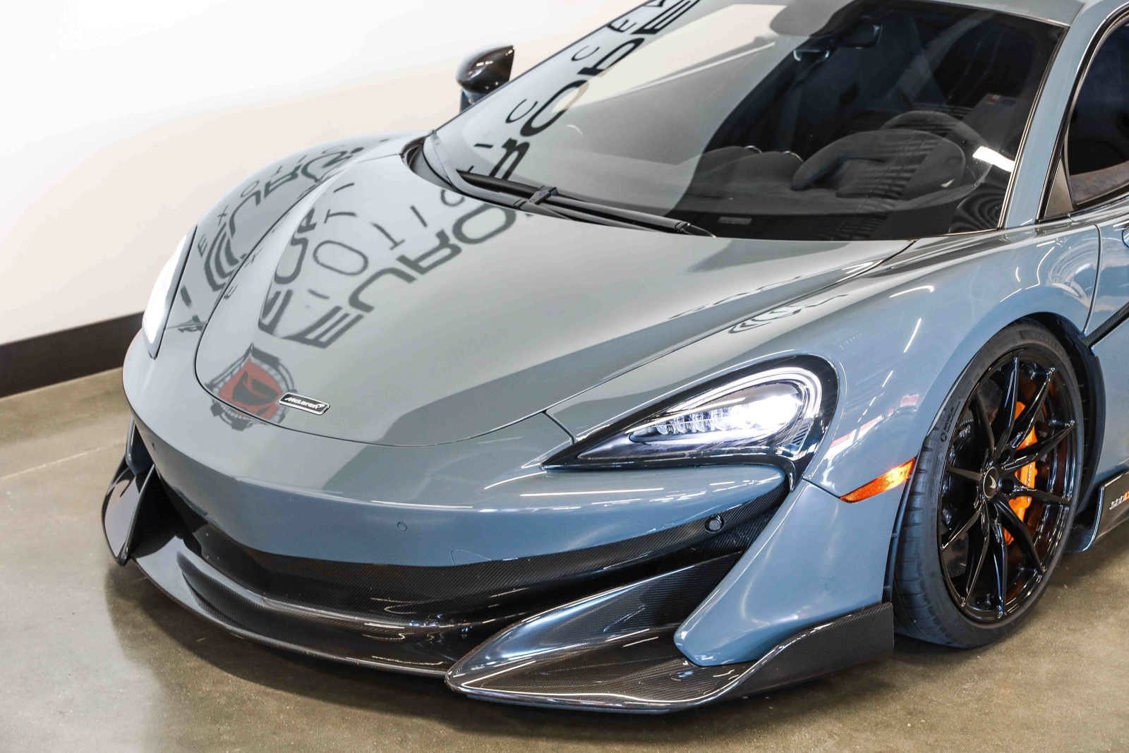 Used 2019 McLaren 600LT RWD image 36