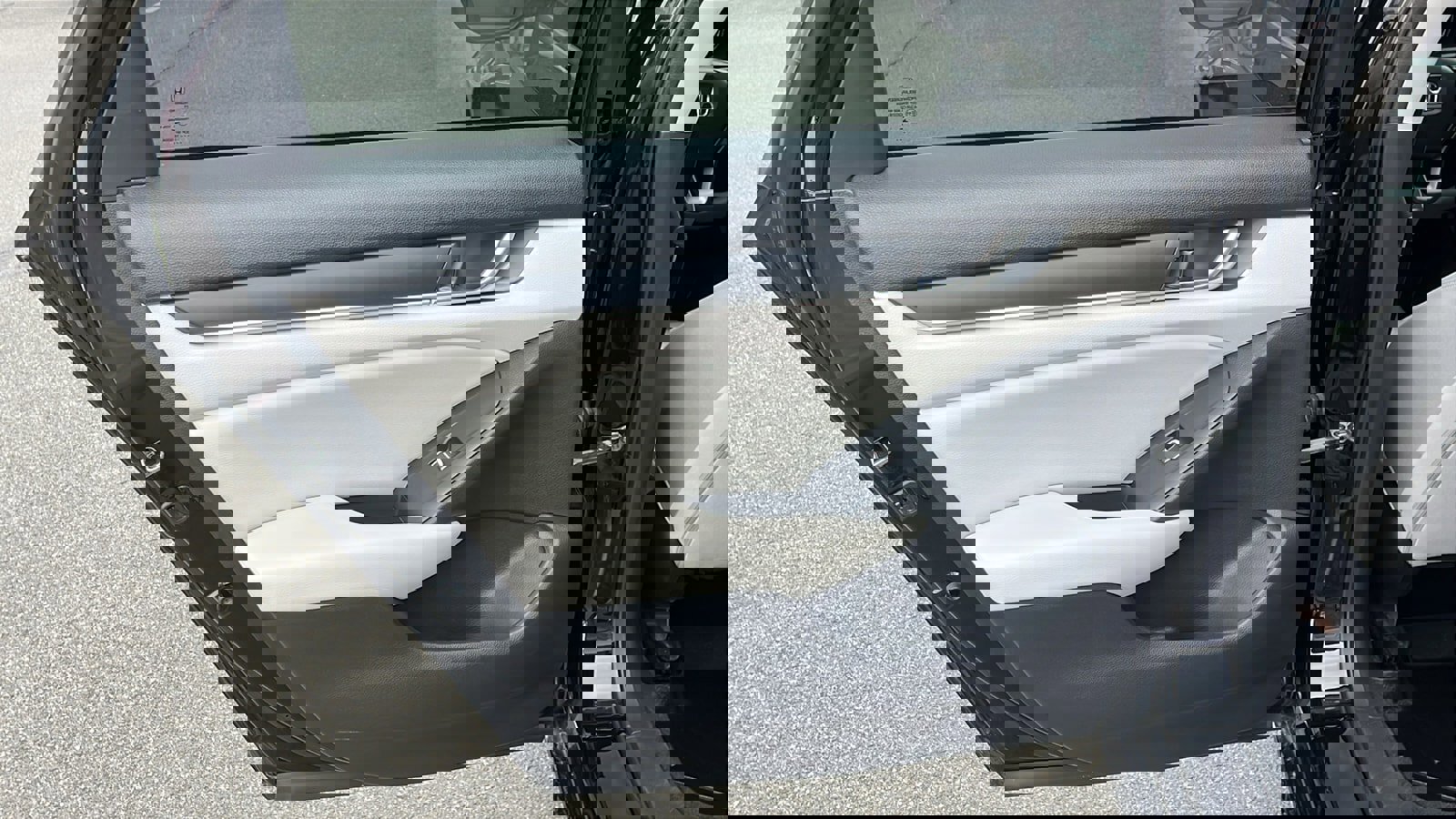 Used 2018 Honda Accord LX image 19