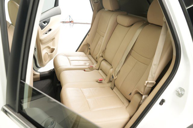 Used 2016 Nissan Rogue SL w/ SL Premium Package image 50