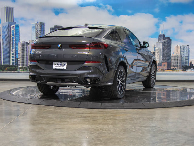 New 2027 BMW X6 xDrive40i w/ Executive Package AWD/4WD image 8