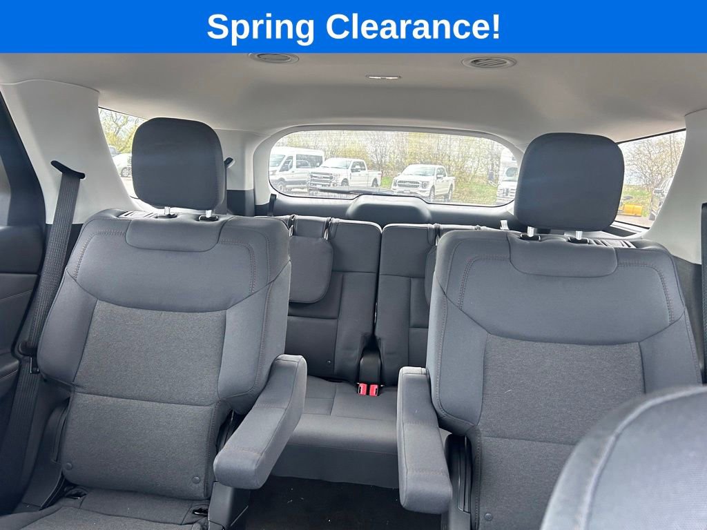 Used 2026 Ford Explorer Active AWD/4WD image 23