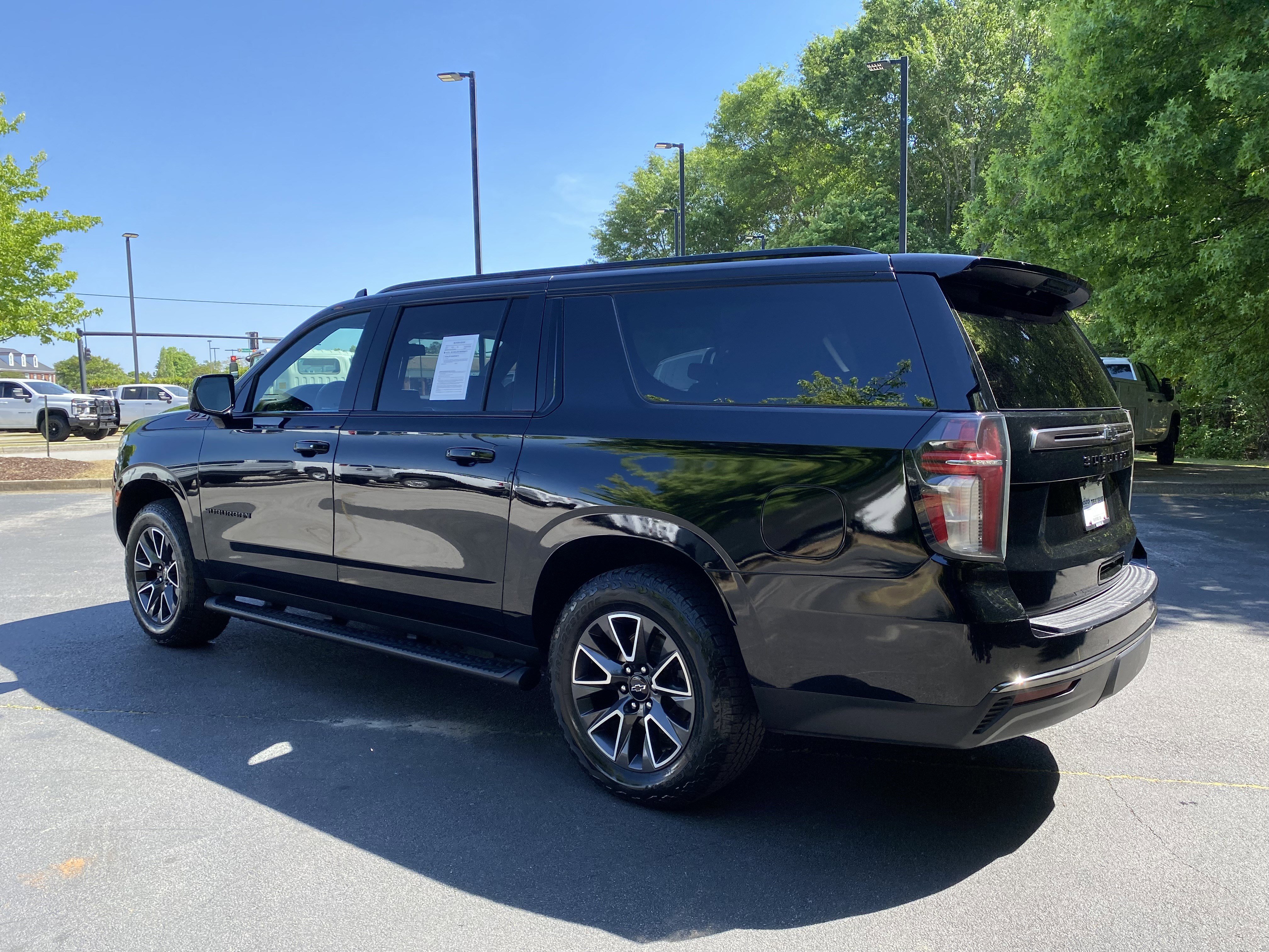 Used 2021 Chevrolet Suburban Z71 w/ Z71 Off-Road Package AWD/4WD image 7