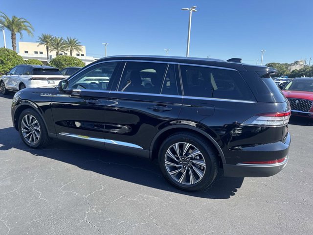 New 2026 Lincoln Aviator 2WD image 4