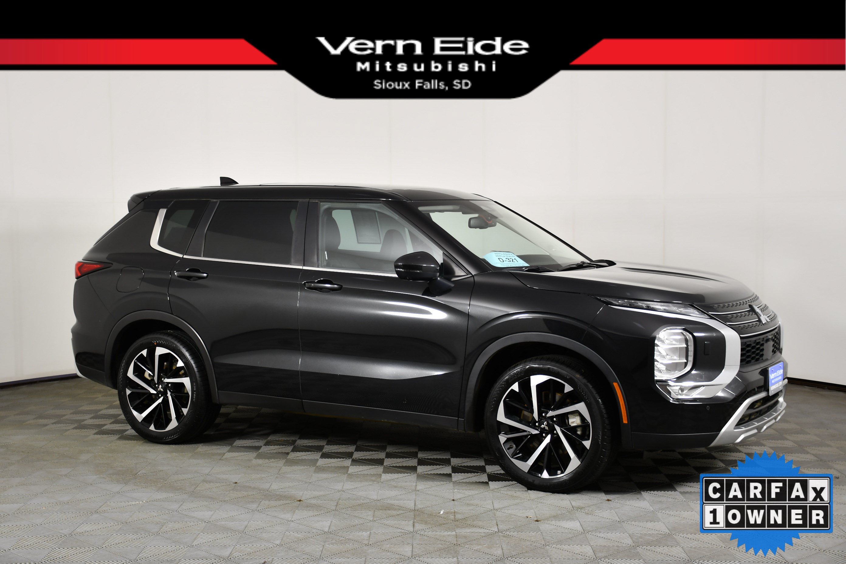Used 2023 Mitsubishi Outlander SE