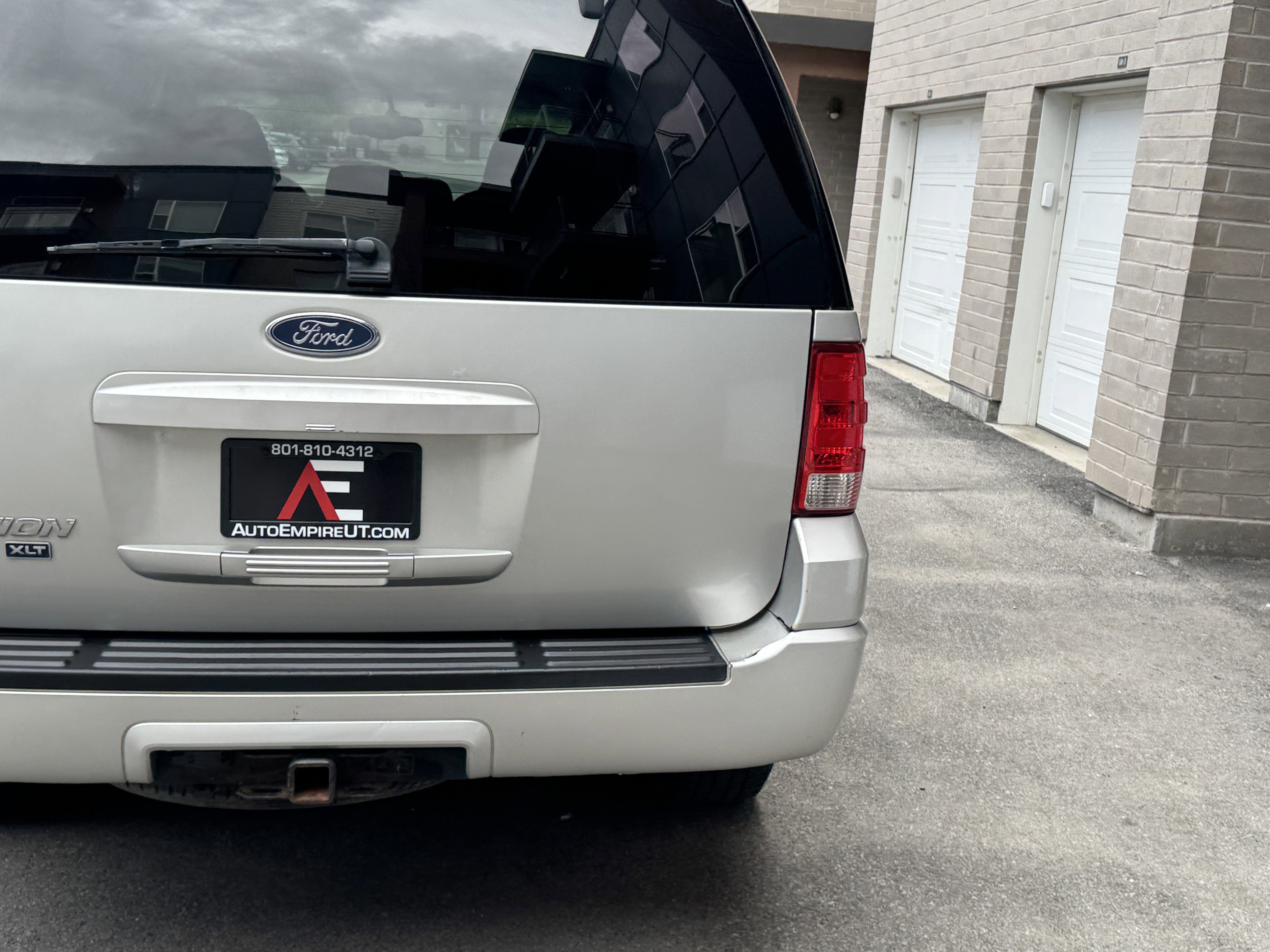 Used 2004 Ford Expedition XLT AWD/4WD image 6