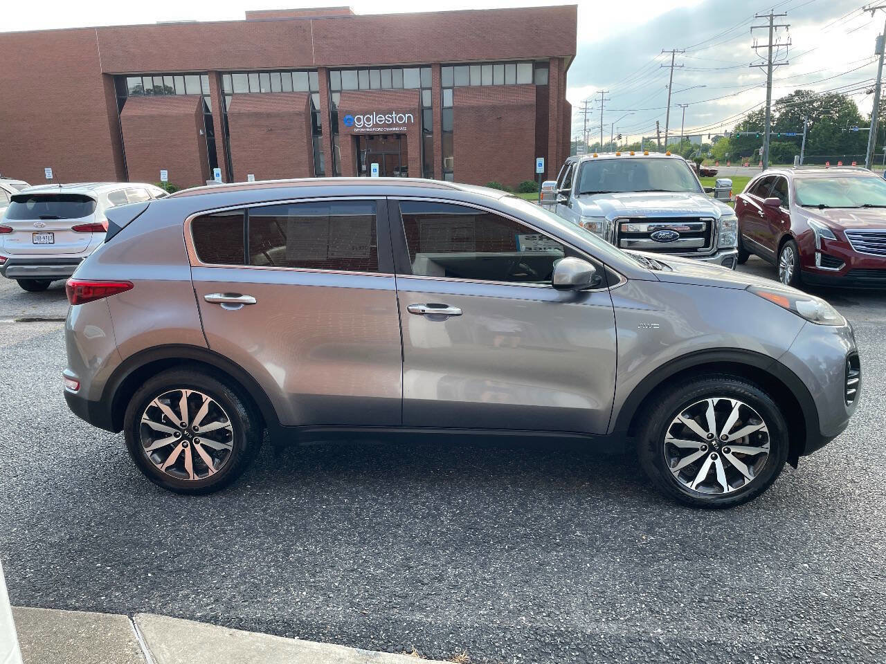 Used 2017 Kia Sportage EX image 8