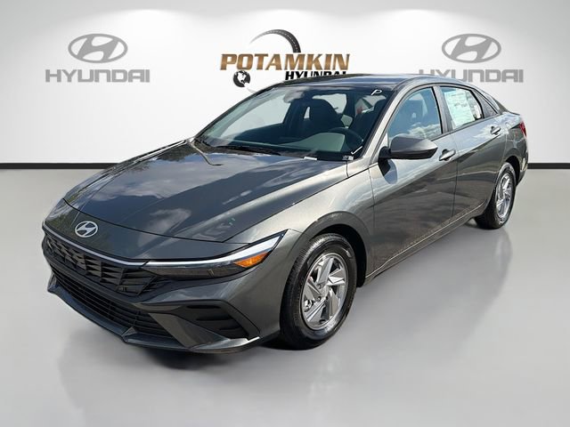 New 2026 Hyundai Elantra SE image 1