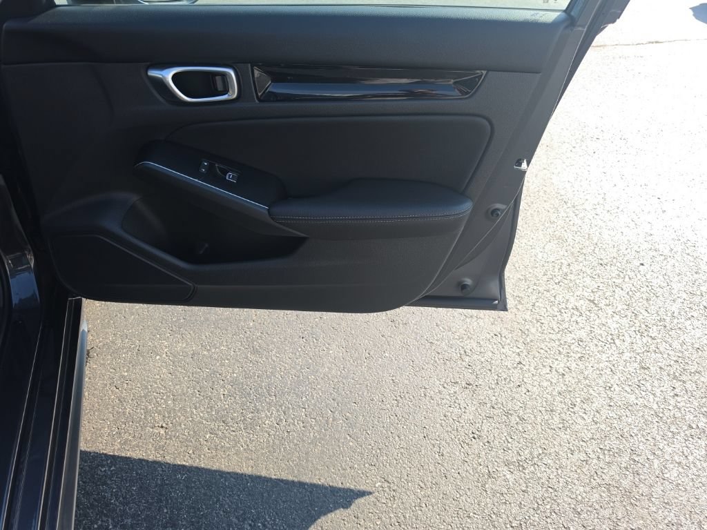 Certified 2023 Honda Civic Sport Touring image 31