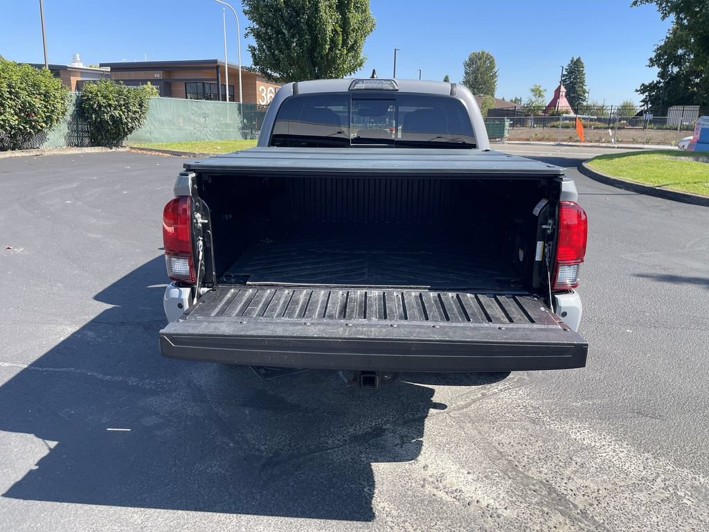 Used 2019 Toyota Tacoma TRD Off-Road AWD/4WD image 26