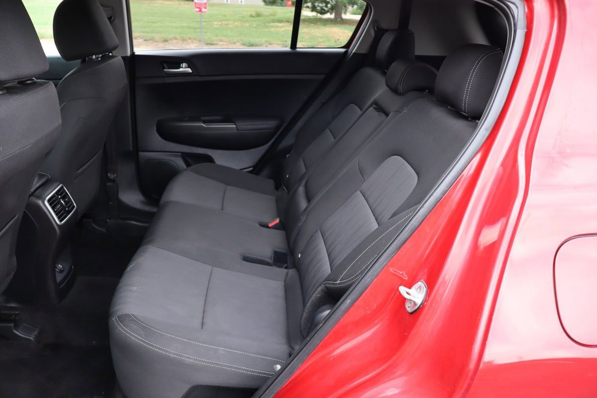 Used 2022 Kia Sportage LX image 20