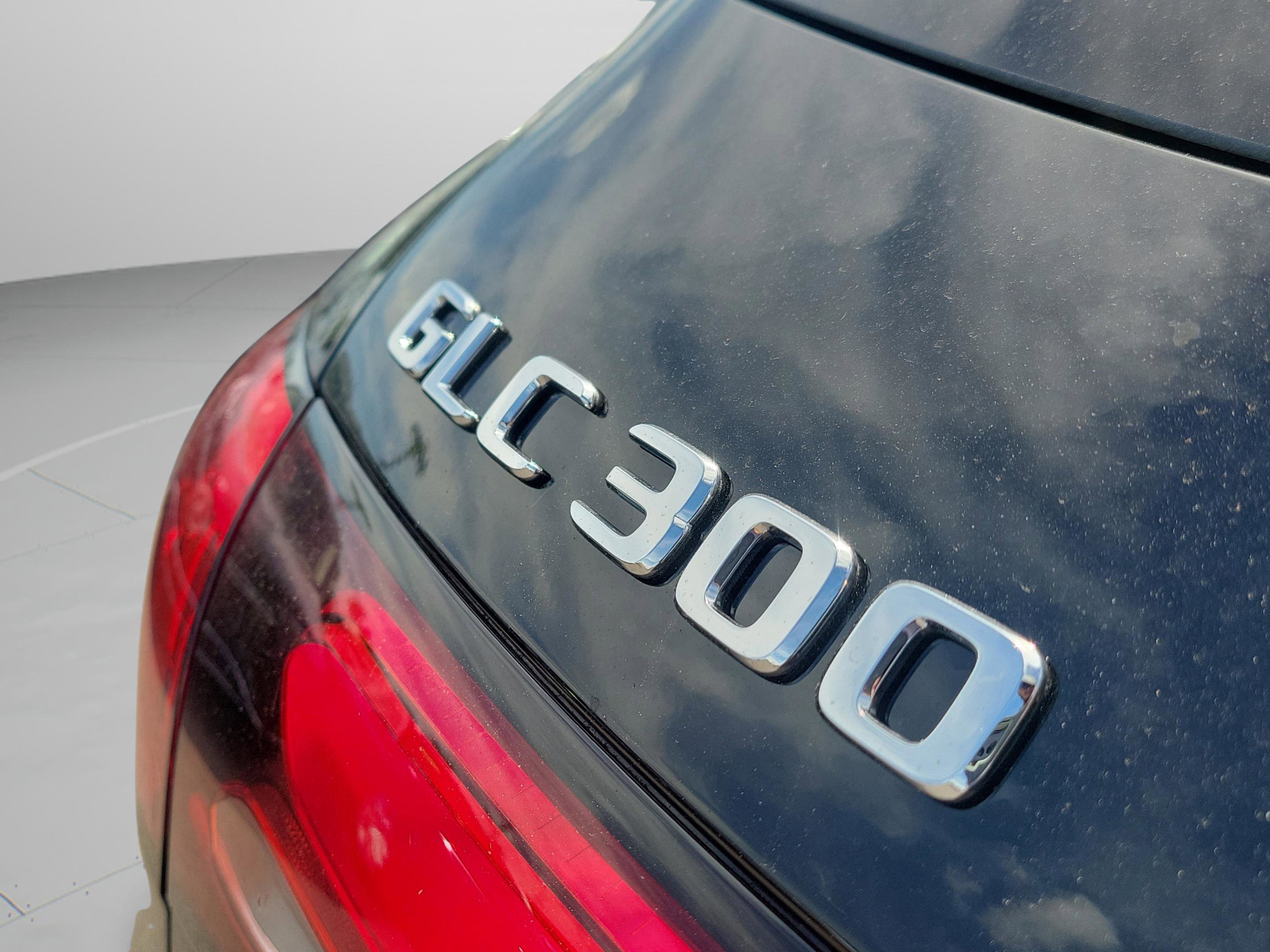 Certified 2026 Mercedes-Benz GLC 300 4MATIC image 31