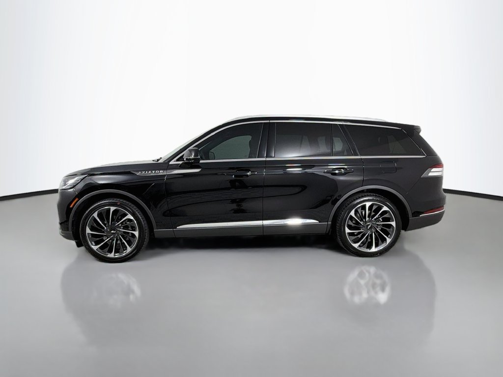 New 2026 Lincoln Aviator Reserve w/ Illumination Package RWD image 8