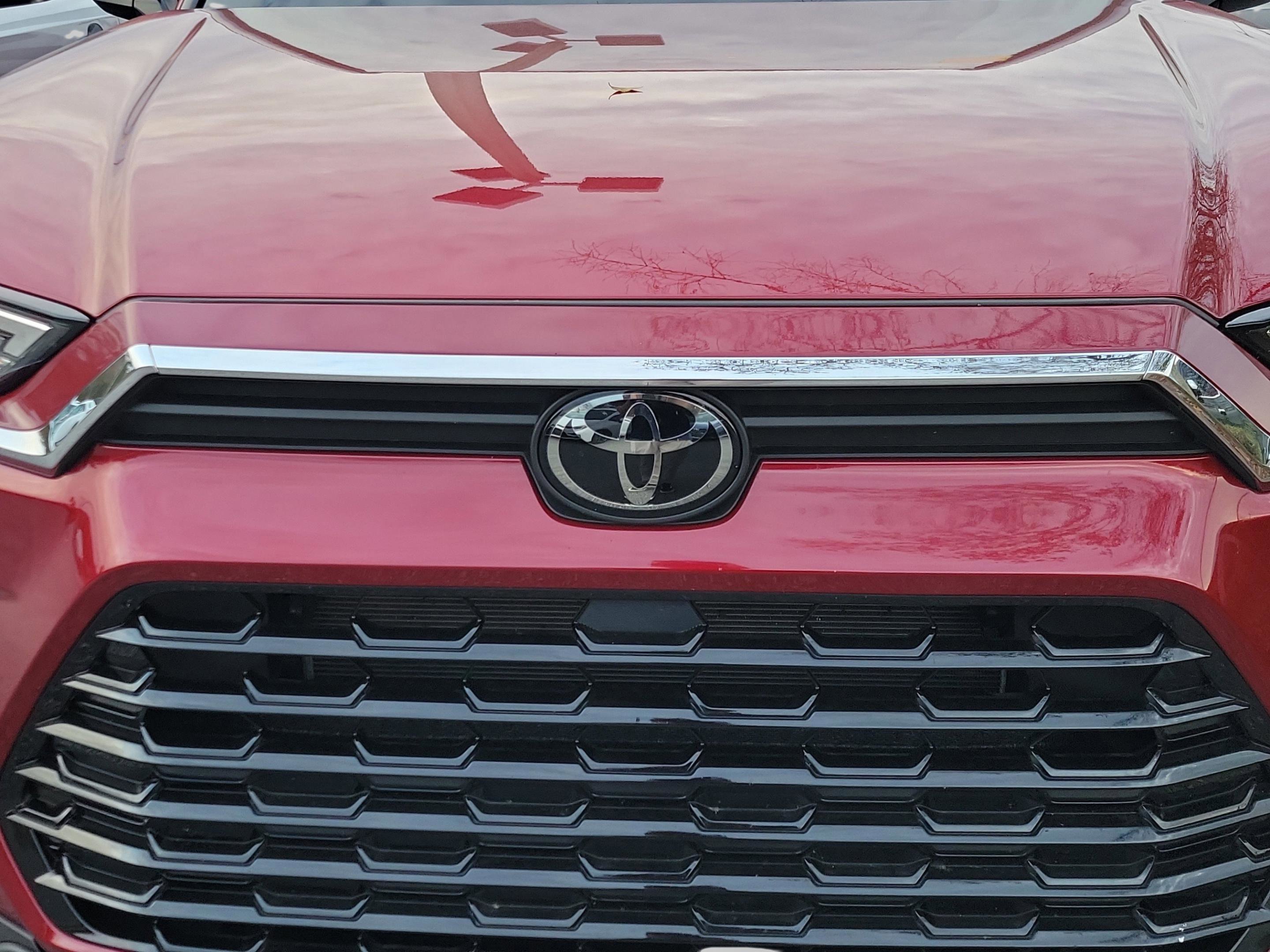 Certified 2025 Toyota Grand Highlander FWD image 26