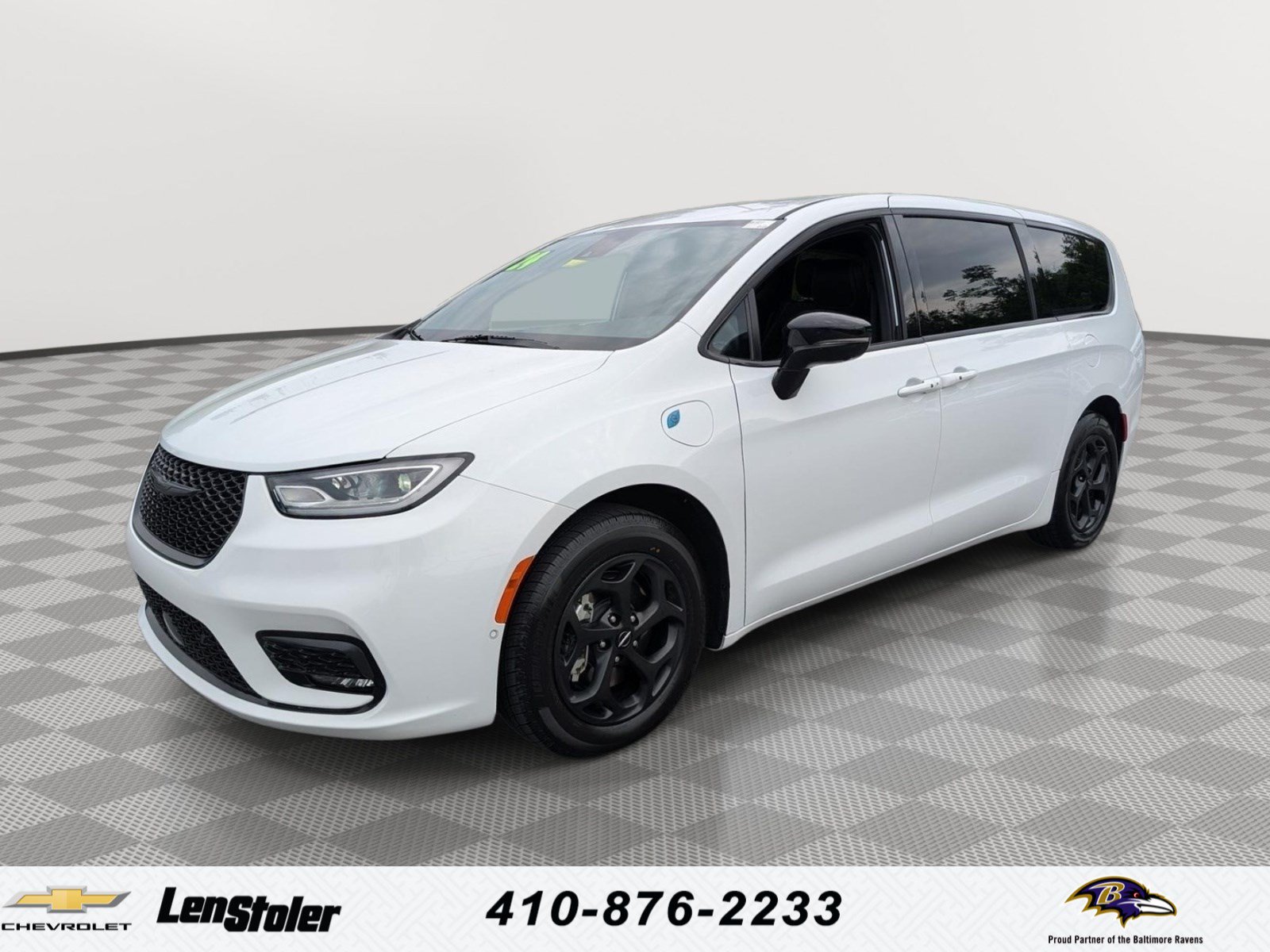Used 2024 Chrysler Pacifica Limited