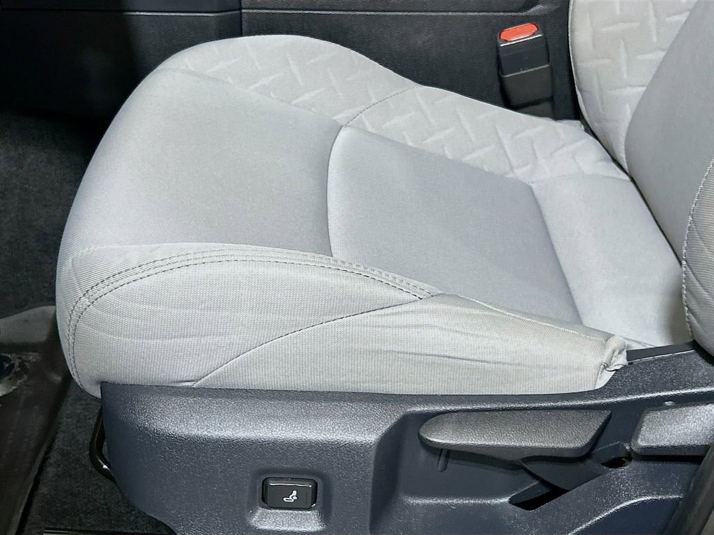 Used 2025 Toyota Tacoma SR5 RWD image 16