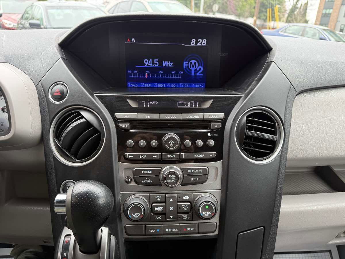 Used 2013 Honda Pilot EX image 17