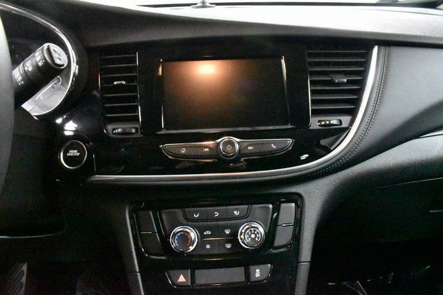 Certified 2022 Buick Encore Preferred w/ Safety Package image 19