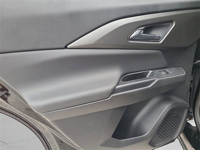 New 2026 Chevrolet Equinox EV LT image 17