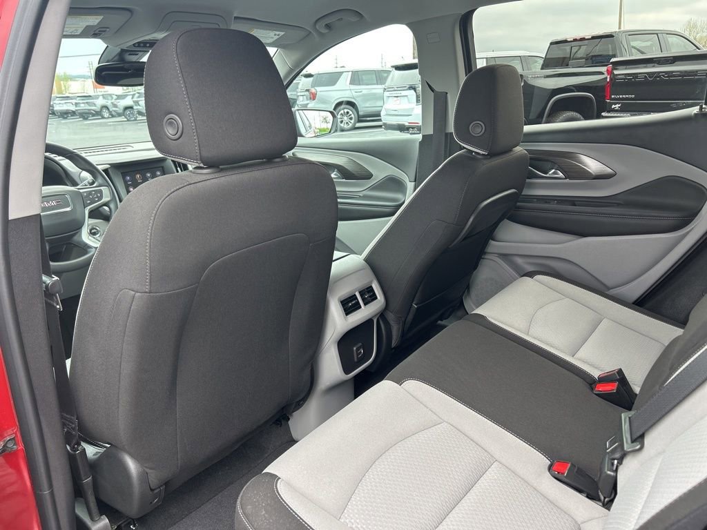 Used 2024 GMC Terrain SLT w/ Elevation Edition AWD/4WD image 39