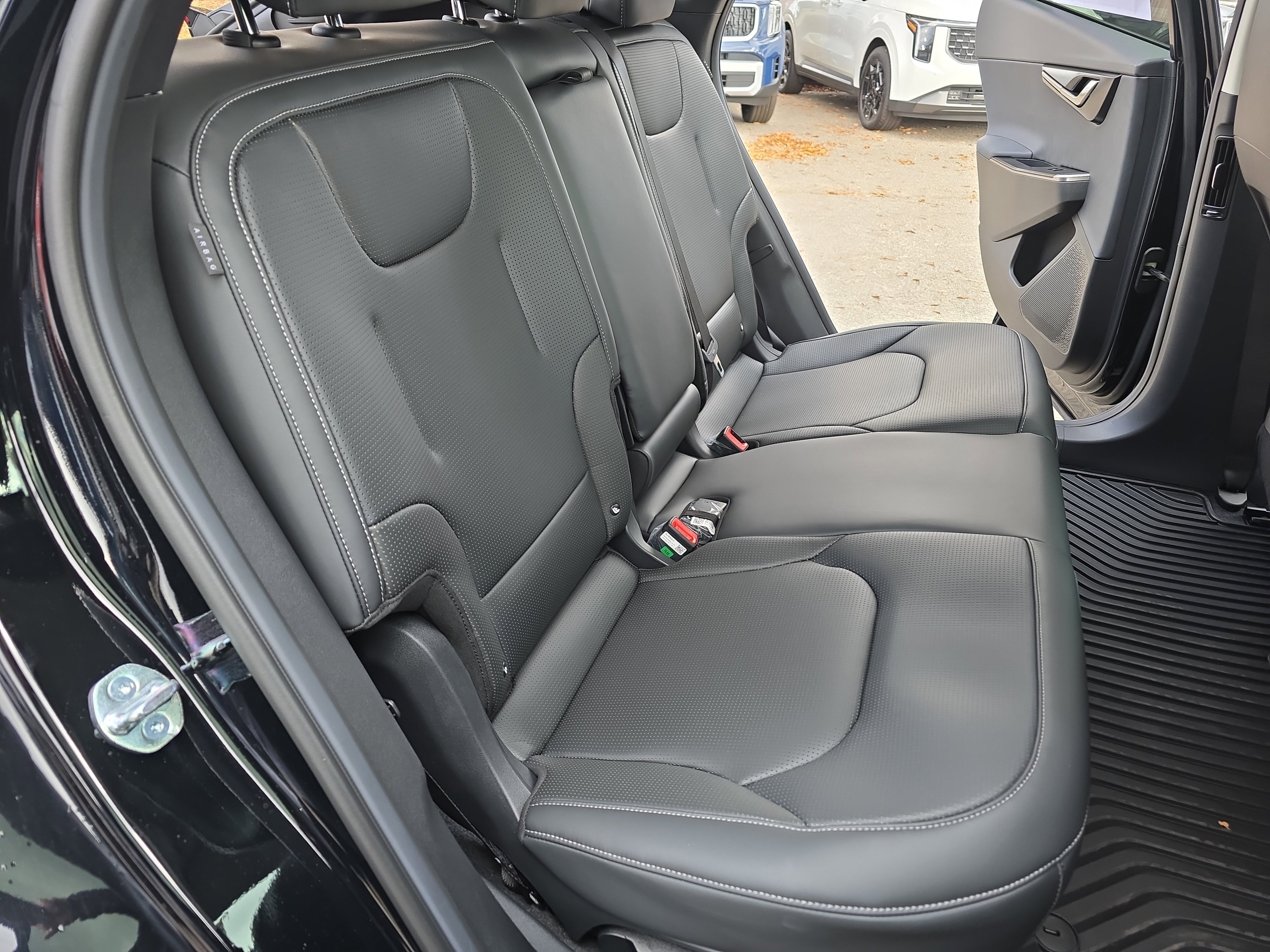 New 2025 Kia EV6 Wind image 11