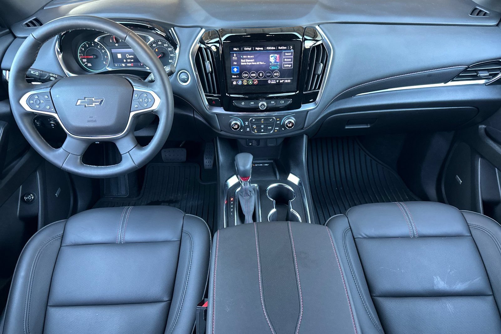Used 2023 Chevrolet Traverse RS AWD/4WD image 12